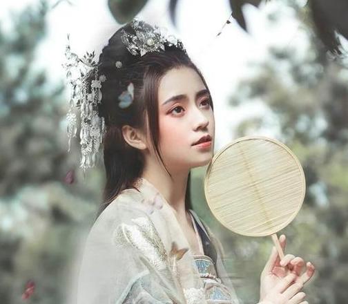 古韵仙气的成语